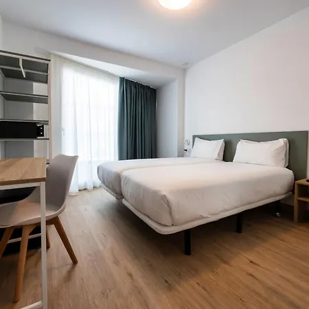 By Beatriz 3* 卡里拉