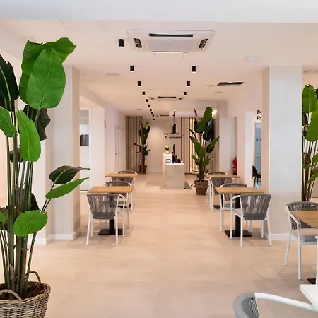 Hotel By Beatriz Calella