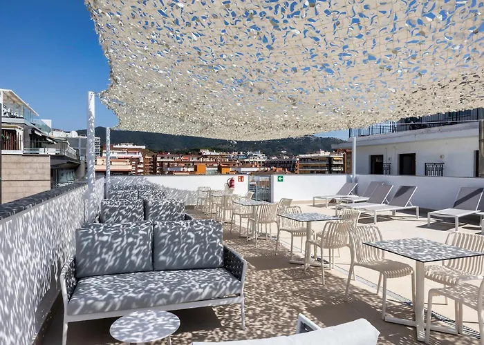 By Beatriz 3* Calella