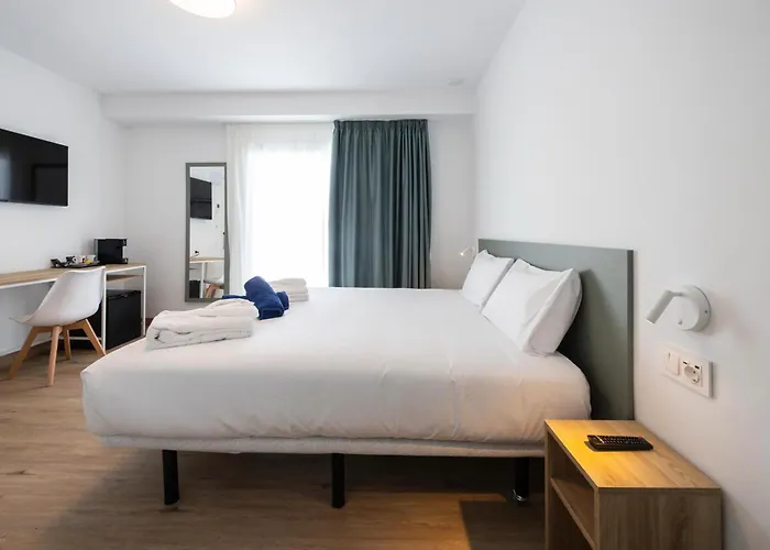 By Beatriz 3* Калелья