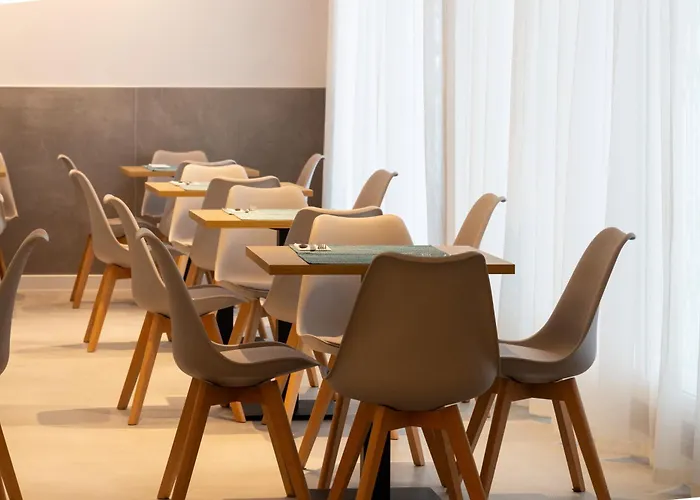 By Beatriz Готель 3*